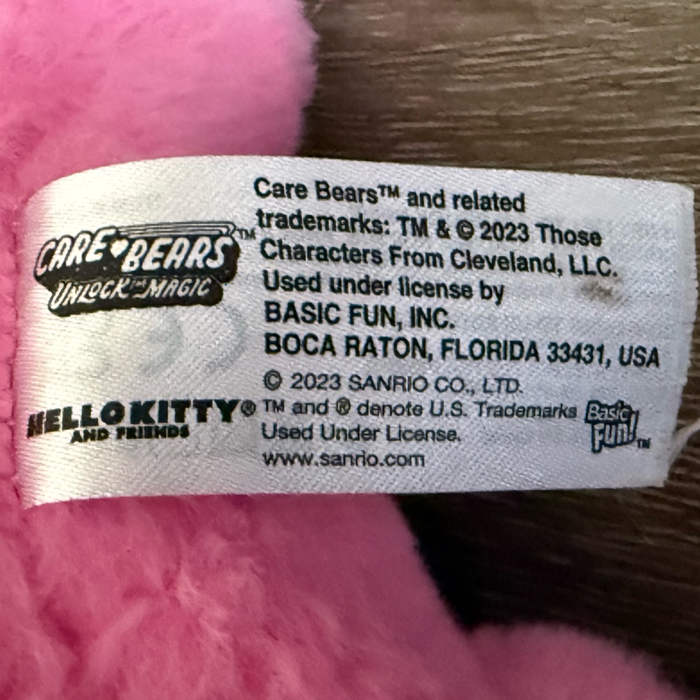 Care Bears Hello Kitty And Friends Fun Size - Picture 4 of 4